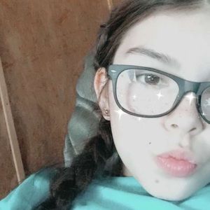 Meet your Posher, Kelsie